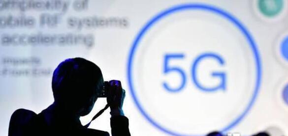 千里之外远程操控挖掘机不是梦 5G智慧时代到来