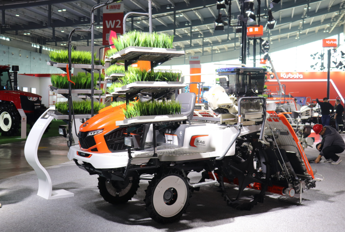 云南舉辦水稻機(jī)械研發(fā)推廣應(yīng)用對接活動