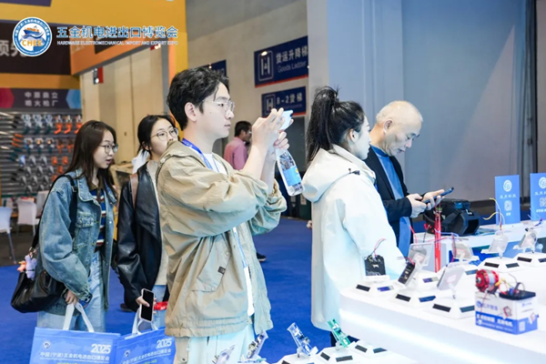 寧波港再傳重磅消息！五金機(jī)電出?！包S金物流線”成型